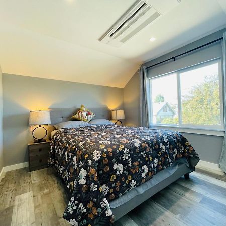 Green Lake 1St Line Home B With Central Air Conditioners Seattle Eksteriør bilde